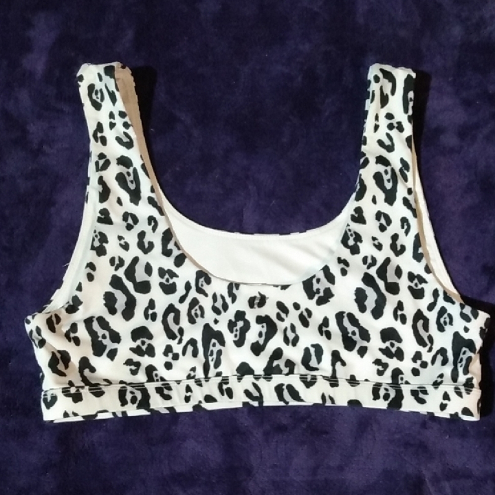 Fabletics Black and White Leopard Print Bra - Picture 3 of 4